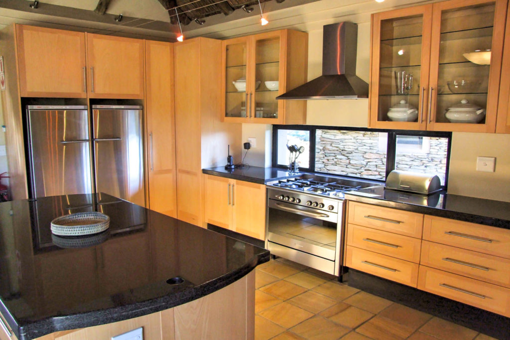 gareth-evans-kitchens-10