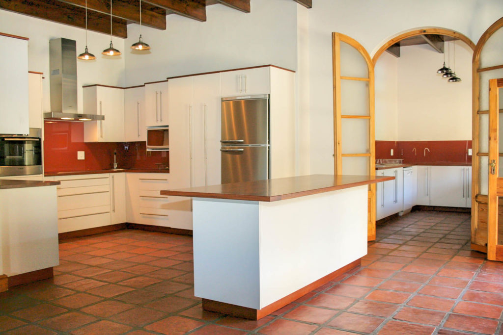gareth-evans-kitchens-13